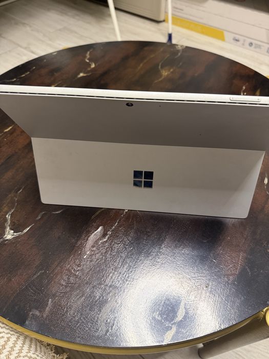 Microsoft Surface Pro 7