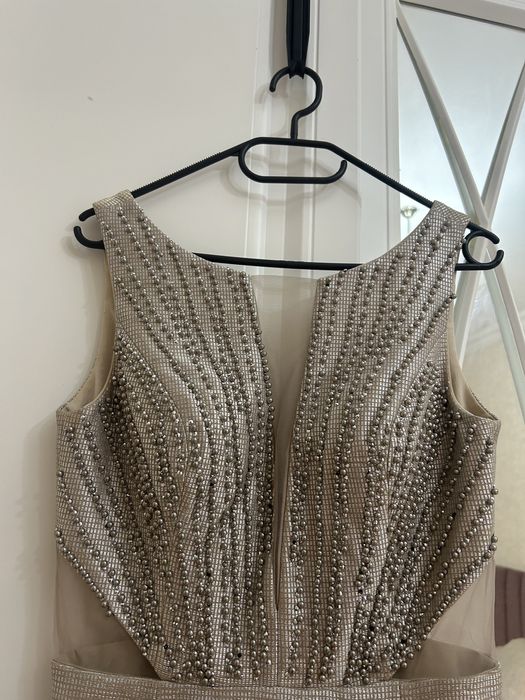 Вечерние платья продажа