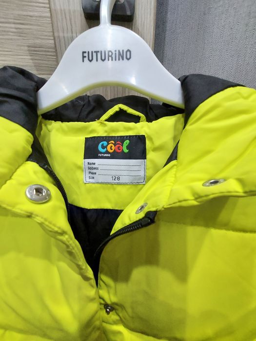 Куртка на девочку5-6