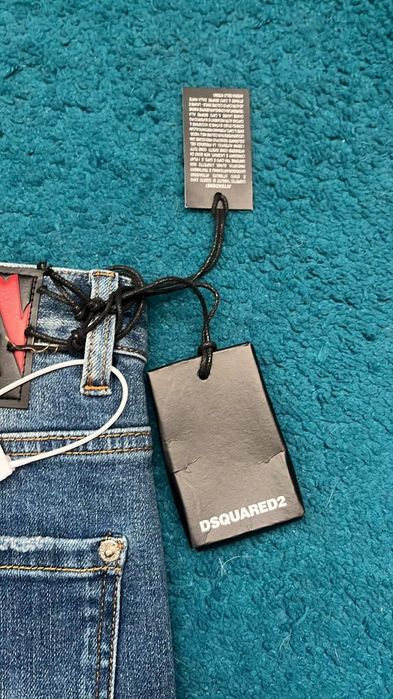 Дънки на  Dsquared2