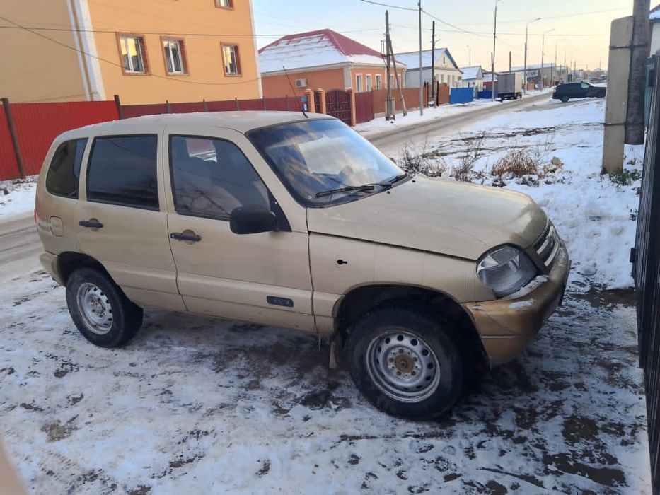 Нива шевролет 2005