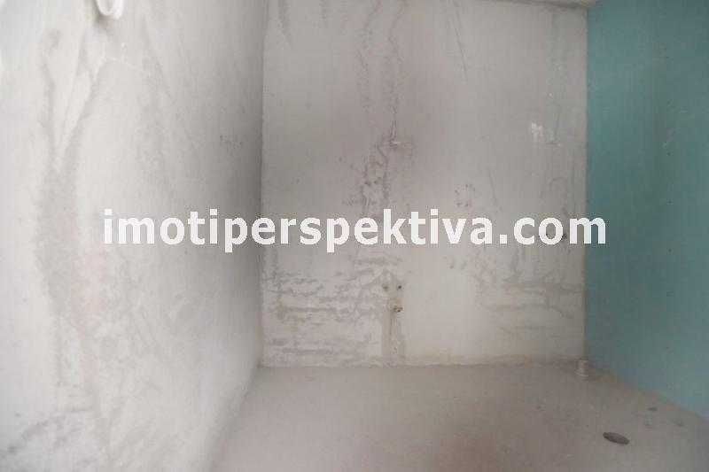 Продава се Двустаен апартамент в Пловдив, Кършияка - 73 кв.м за 1535 €/кв.м - Снимка #6