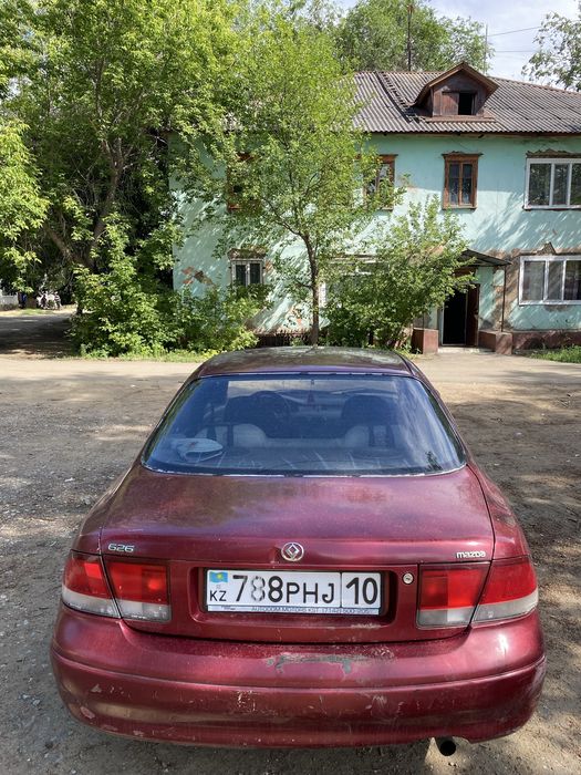 Продам машину Mazda 626