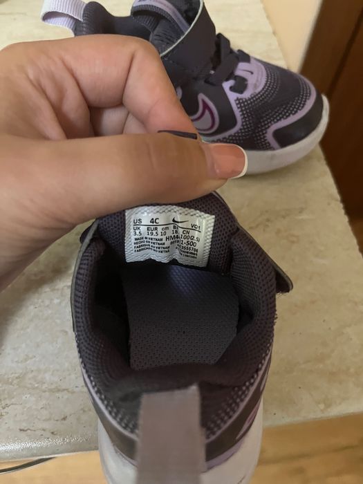 Обувки Nike за момиче