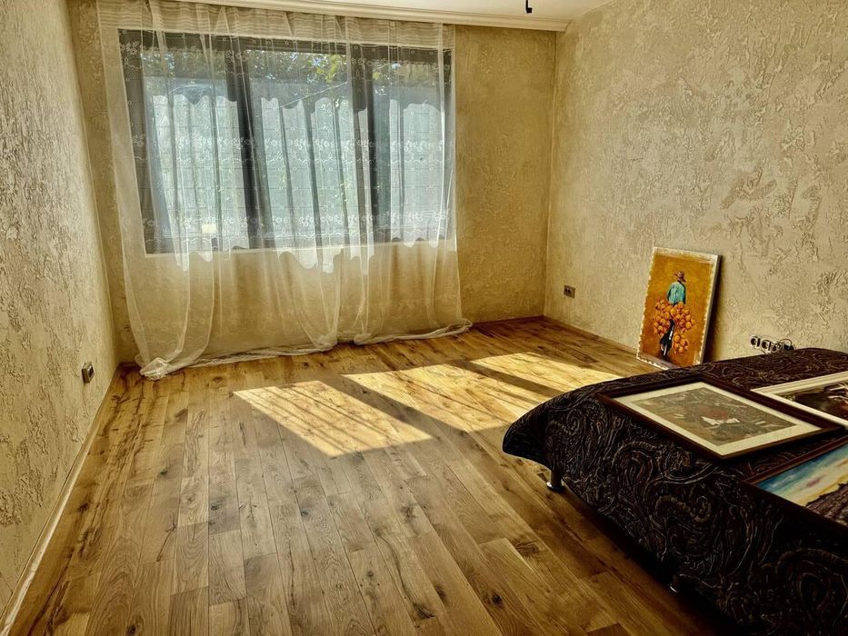 Продава се Къща в Приморско - 300 кв.м за 1300 €/кв.м - Снимка #7