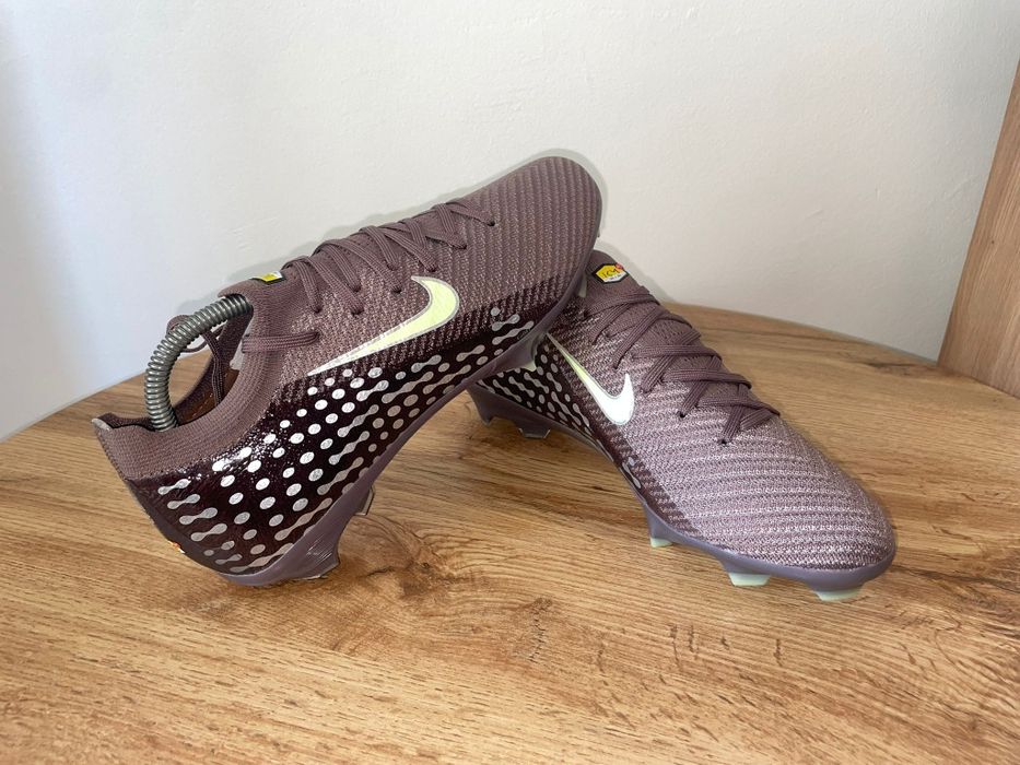 Ghete de fotbal Nike Zoom Mercurial Vapor 16 Elite Kylian Mbappé FG nr 40 - 43