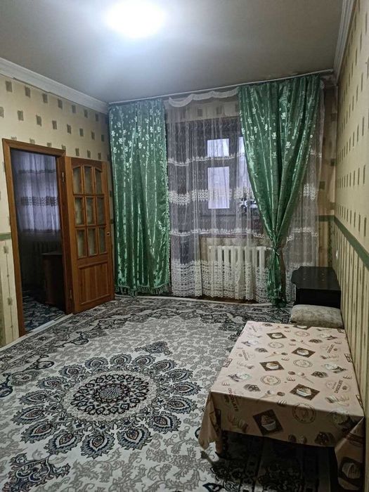 Продаеться 1-ком квартира на Чиланзар 9 квартал 1/3/4 своя кафе Райхон