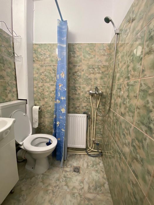 Inchiriez garsoniera 22mp