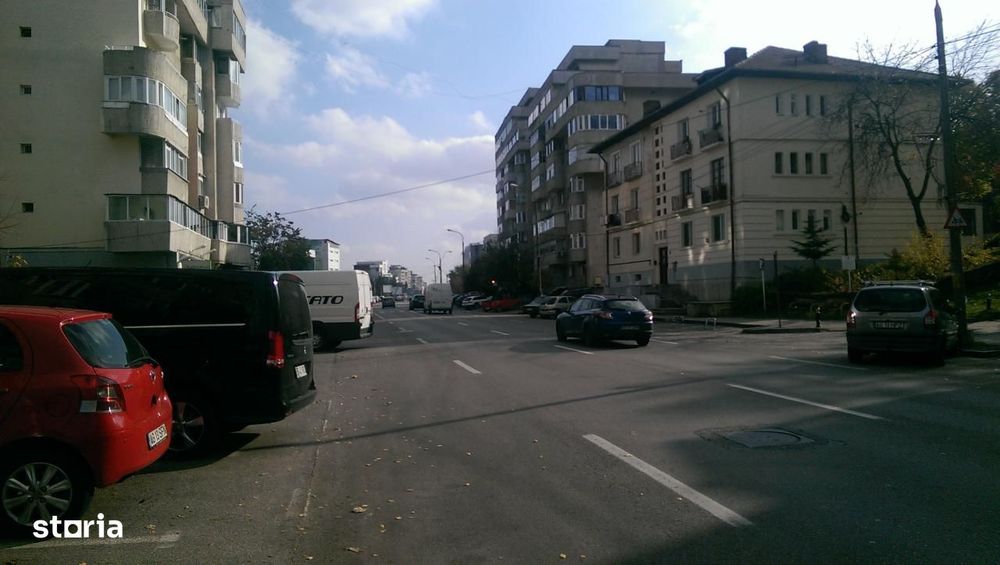 Spatiu comercial 23 mp Fratii Golesti stradal