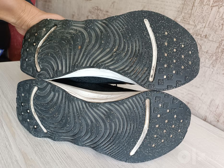 Оригинальные кроссы Nike
