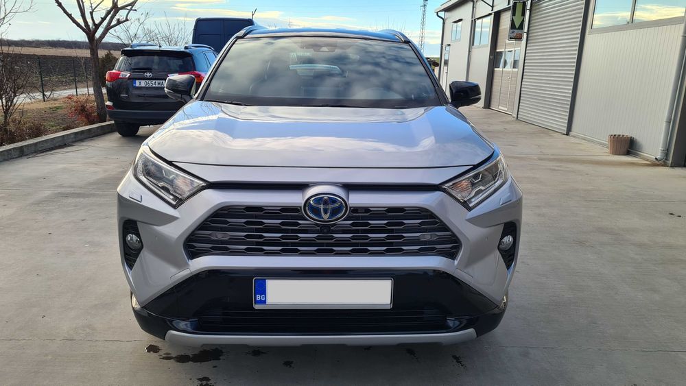 Toyota Rav4 2.5 222 к.с. 4X4 HYBRID