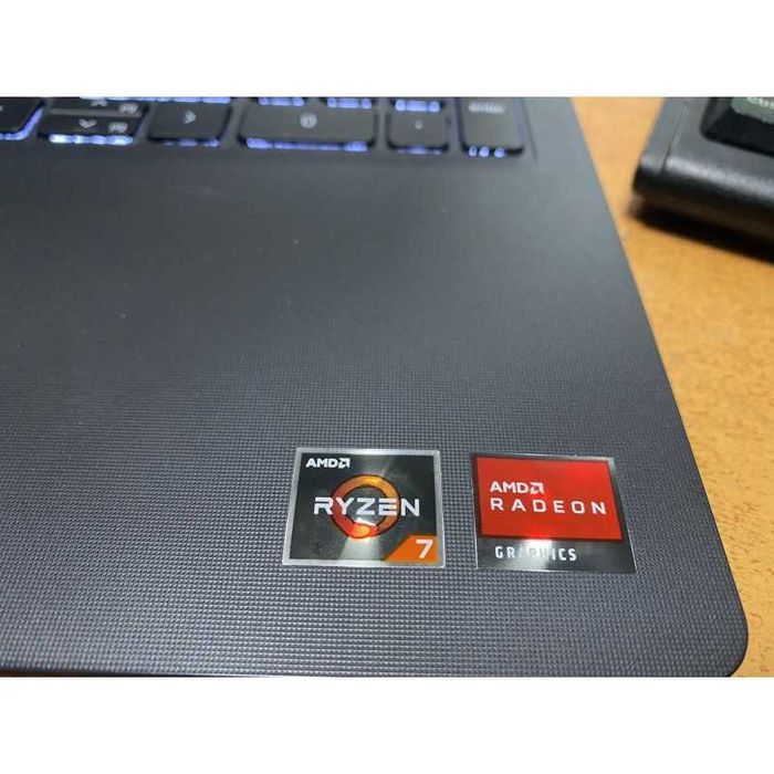 Лаптоп dell vostro 3515 ryzen 7 - 36 месеца гаранция