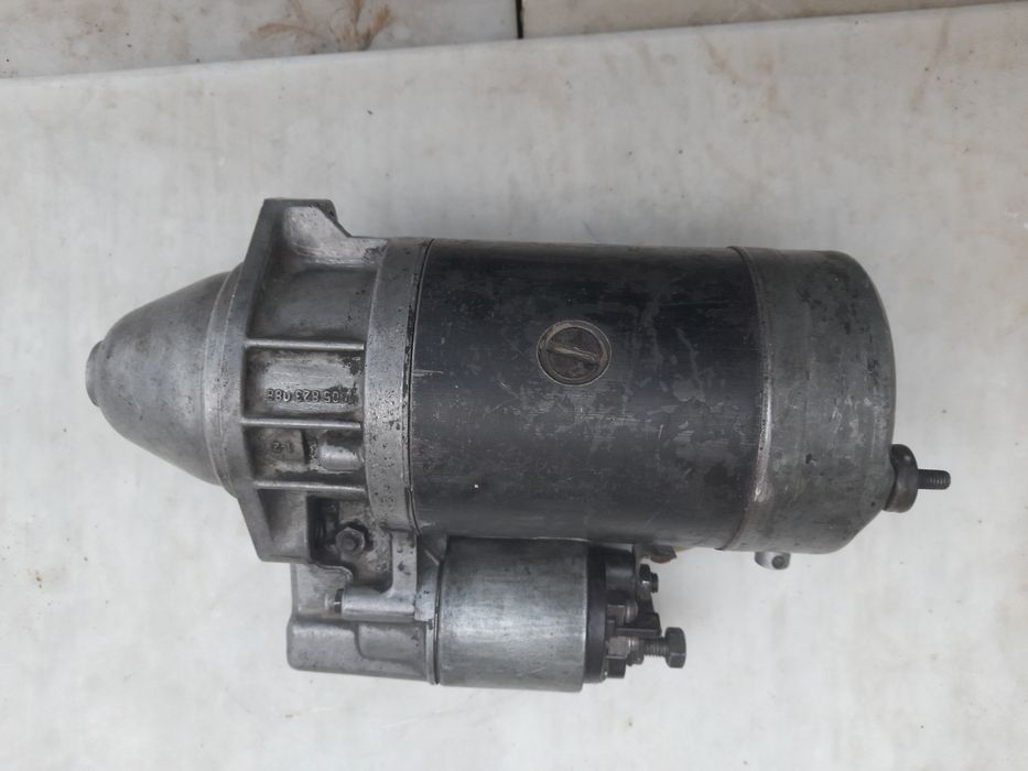 Стартер Bosch  от бензиновых двигателей mercedes w126 w123