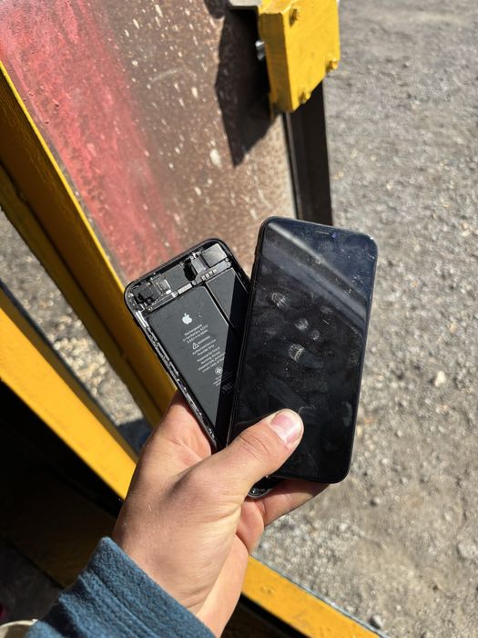 Iphone x, se 2020 не рабочие на запчасти