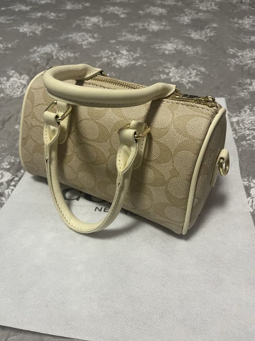 Дамска чанта Coach