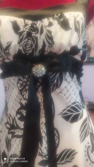 Платье  привезено из США