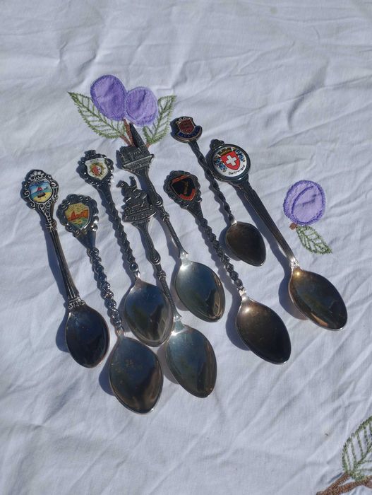 8 бр. кафени/ чаени лъжички.
 5лв. за бр.