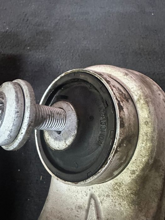 Brat Bmw seria 7 5 G70 G60 stanga dreapta