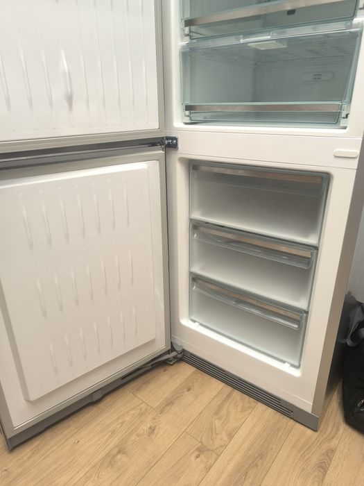 Холодильник МiЕLi