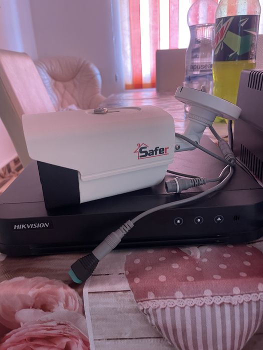 Camere de supravegheat safer