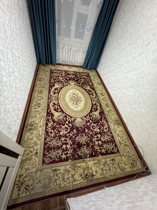 Ковер 2.5 м - 4 м