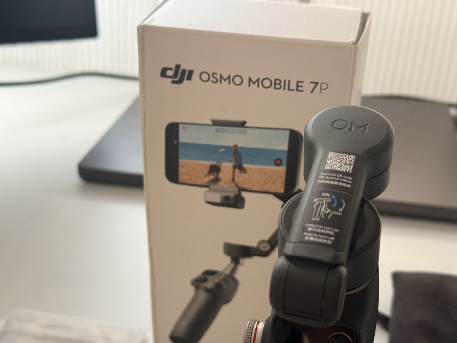 DJI Osmo Mobile 7P Sistem de Stabilizare pentru Telefon