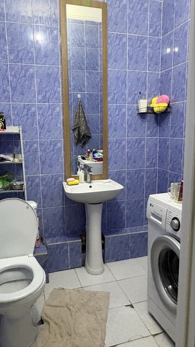 Берем девушку на подселение