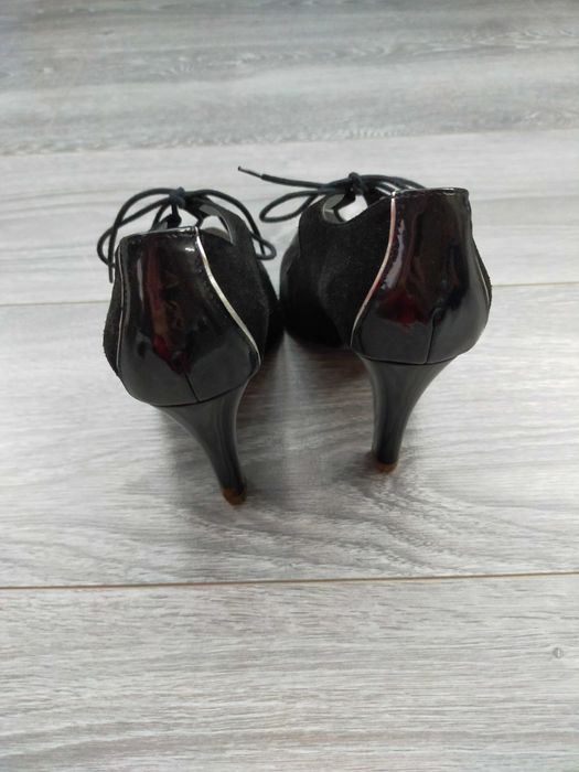 Pantofi piele naturală, impecabili