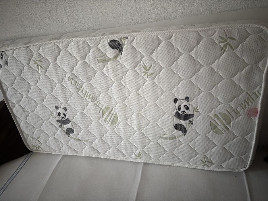 Бебешка кошара с матрак 120/60 и протектор Сгъваема/преносима