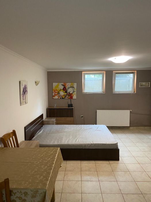 Дава се под наем Едностаен апартамент в Пловдив, Център - 40 кв.м за 306 € - Снимка #1