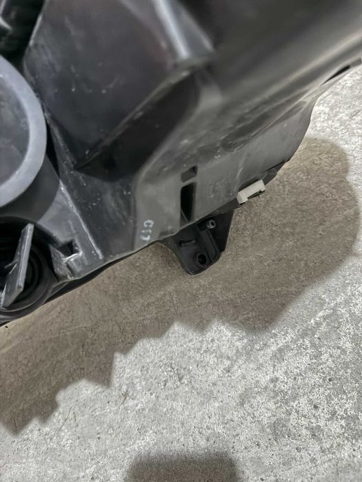 Десен фар за Голф V