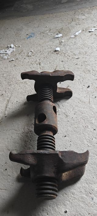 Домкрат гидравлический