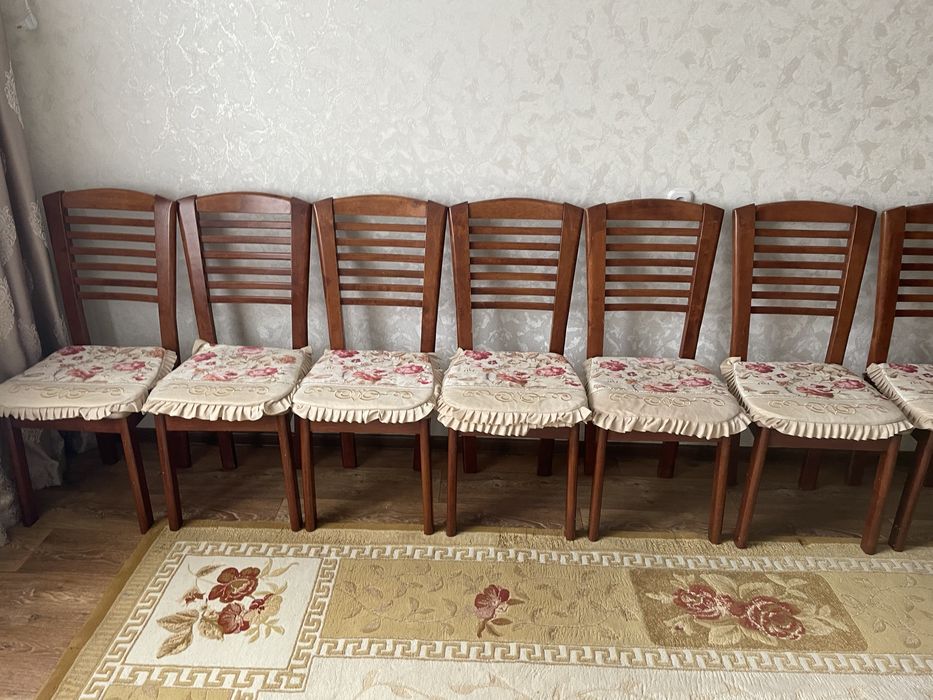 Стулья для гостиной