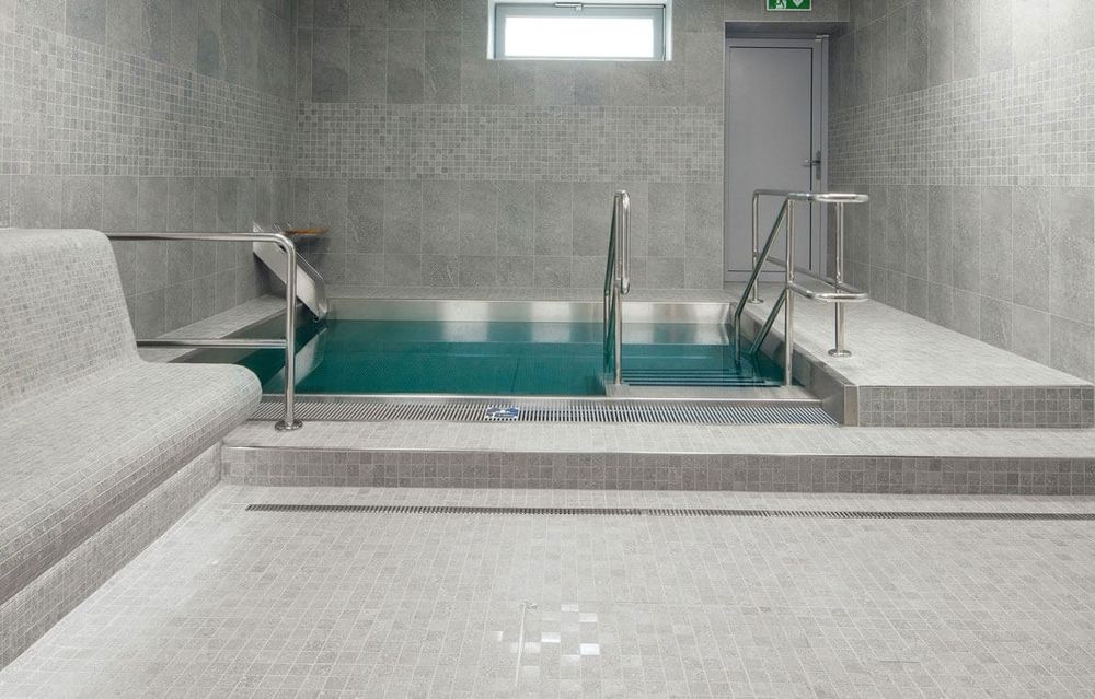 Кафельщик. Кафель устаси