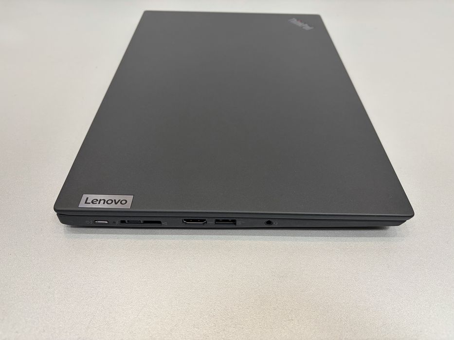 Lenovo ThinkPad T14s Gen2, Intel Core I5-1135G7, SSD 256, RAM 8 GB