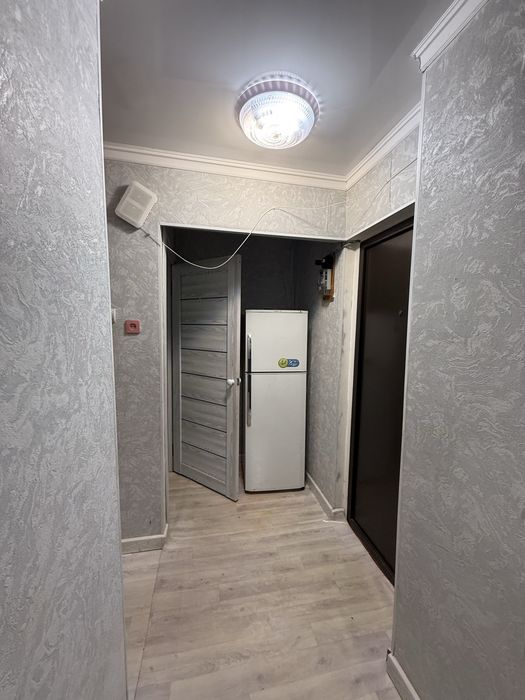 Сдается 1 комн квартира в 9 мкр на долги срок