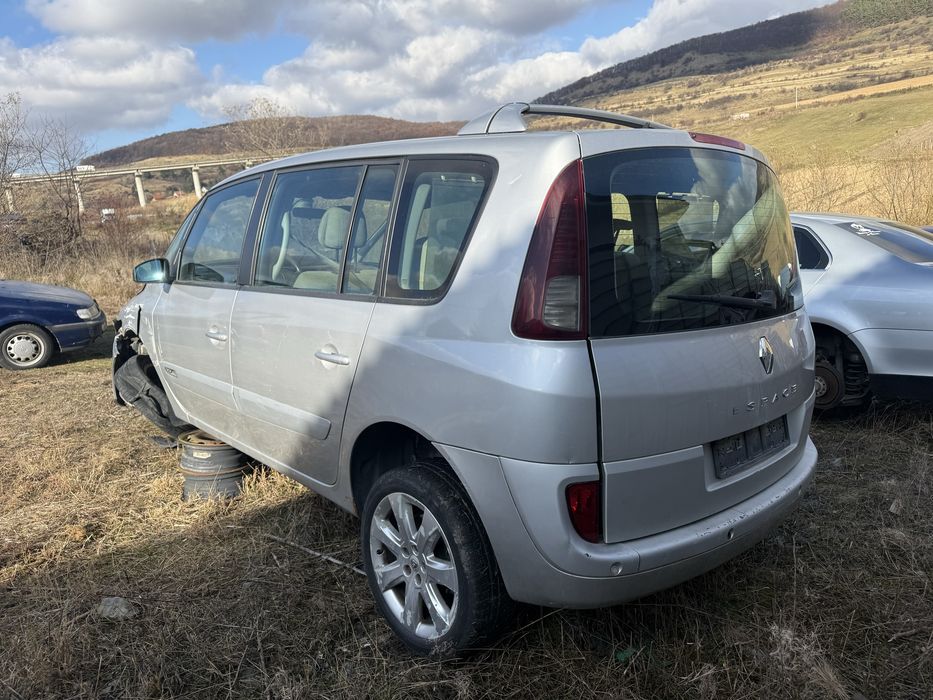 bara fata renaut espace an 2006 motor 2.2