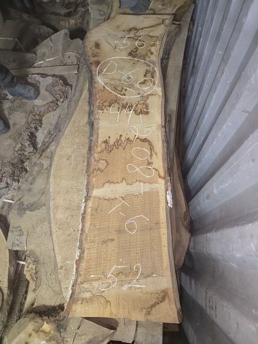 Продам доски дуба .