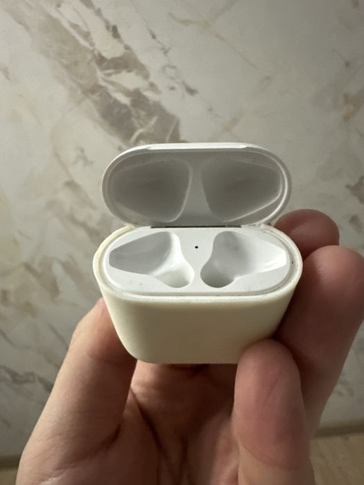 Carcasa originala Airpods 2