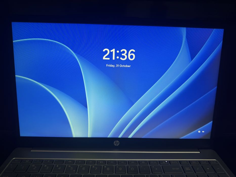 Laptop HP 15-fc0002ni