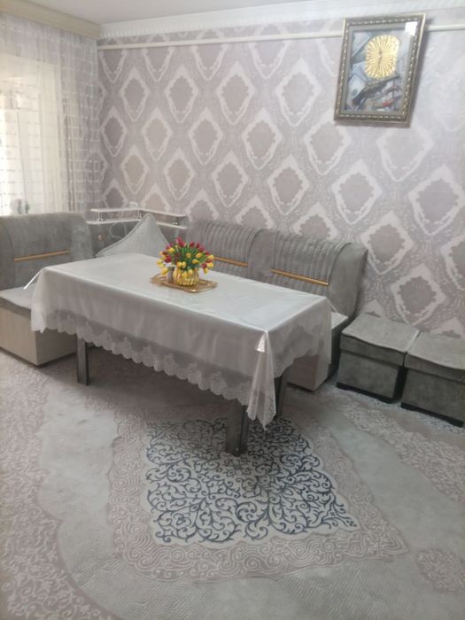 Янги уголок 2 та туфиги бор