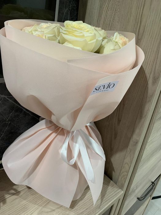 Цветы, белые розы