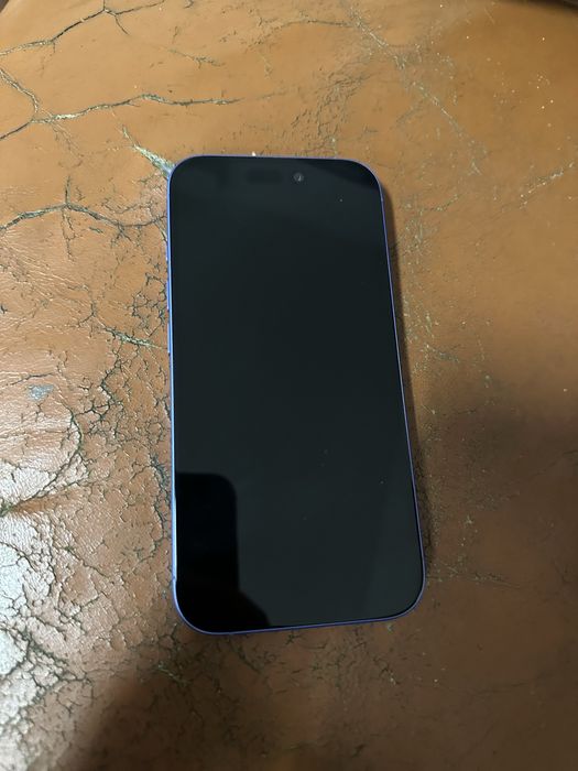 iPhone 16 Blue 128GB счупен гръб