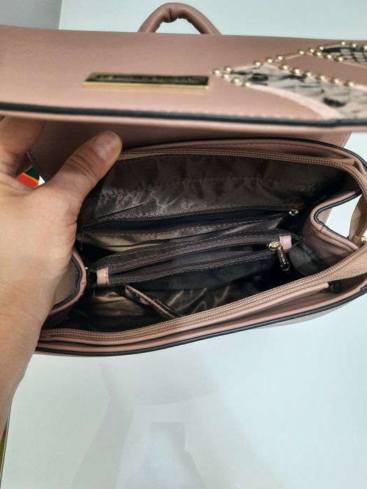 Женская сумка-рюкзак