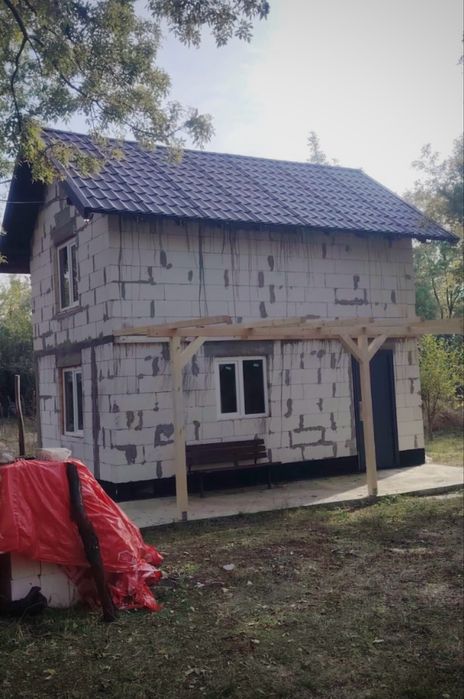 Amenajari interioare/exterioare Montaj gresie-faianta,parchet, zidarie