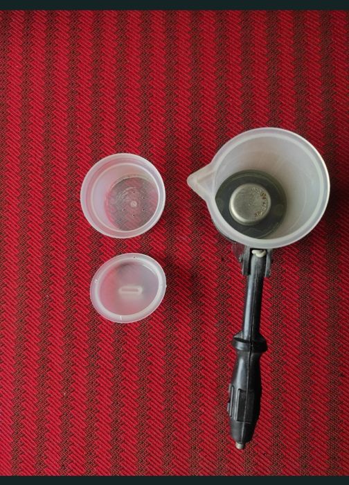 Aparat de cafea direct la bricheta masinii