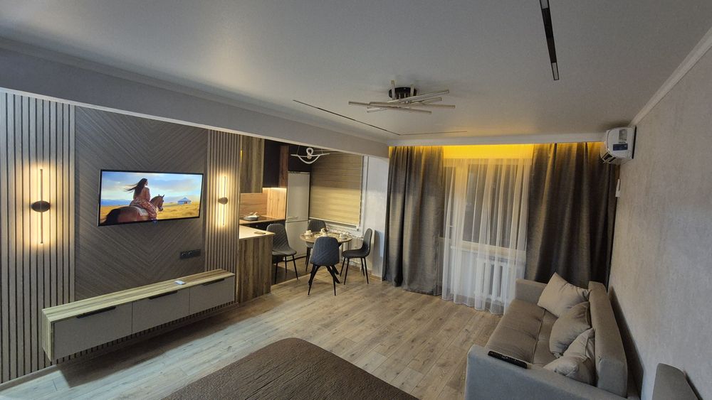 Люкс 1комнатная посуточно