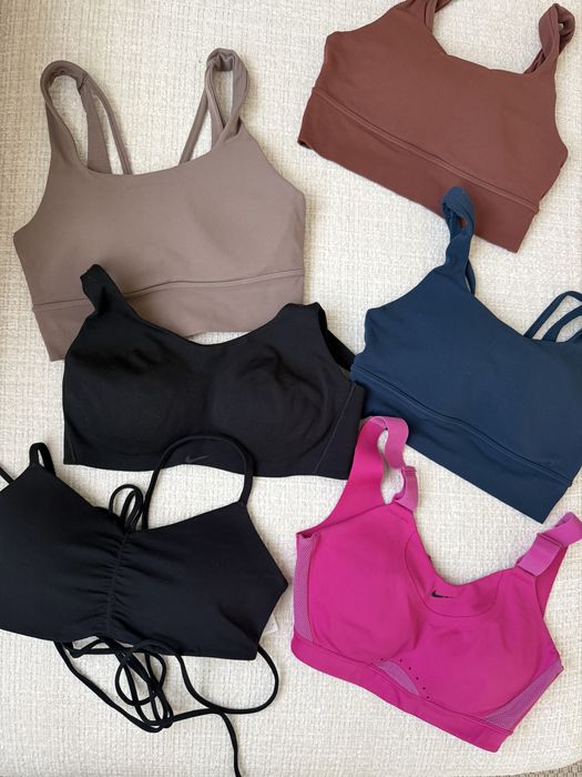 Клинове и бюстиета Nike Zenvy