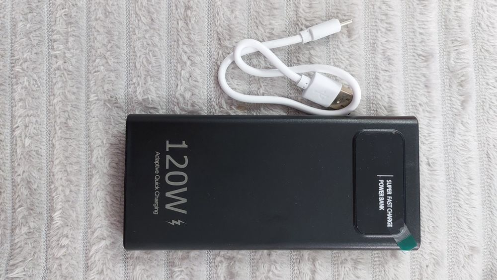 Baterie externa 10000 mAh