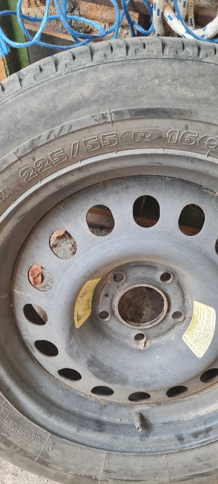 Продавам резервна гума за пежо 607